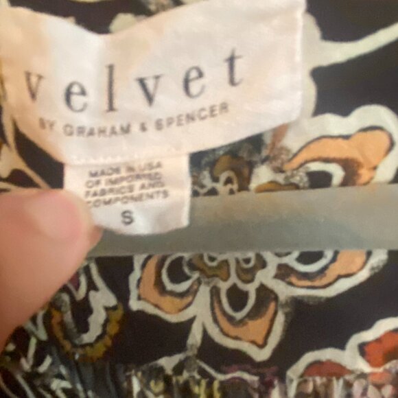 Velvet by Graham and Spencer Multifloral dress Small - Picture 3 of 3